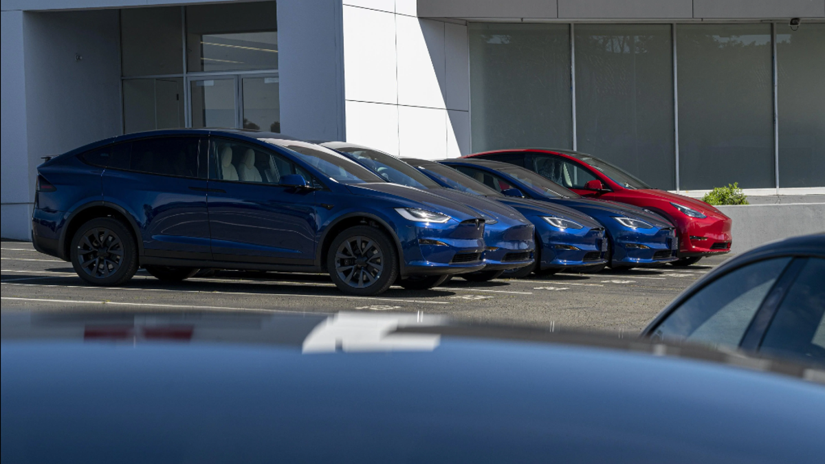 Auto Dealers Intensify Fight Against EV Sales Requirements Auto Dealers Intensify Fight Against EV Sales Requirements