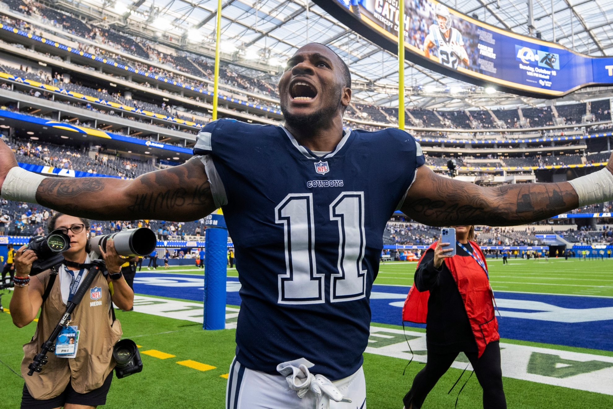 Dallas Cowboys: Insider's Shocking NFL Draft Predictions Dallas Cowboys: Insider's Shocking NFL Draft Predictions