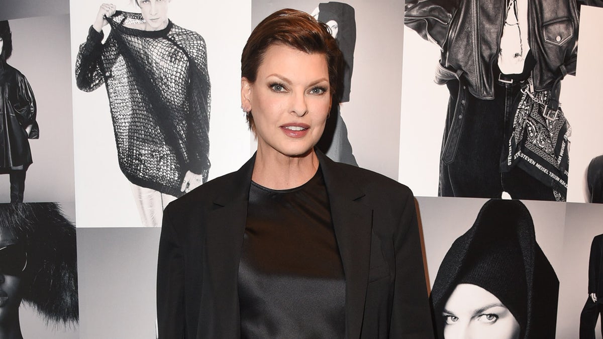 Finding Beauty After Mastectomy: Linda Evangelista's Support System Finding Beauty After Mastectomy: Linda Evangelista's Support System