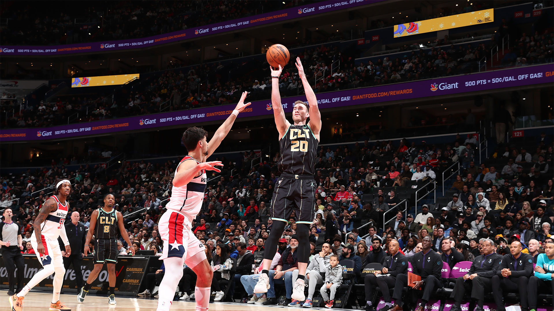 Hornets' Losing Streak Hits Seven After Warriors' Win Hornets' Losing Streak Hits Seven After Warriors' Win