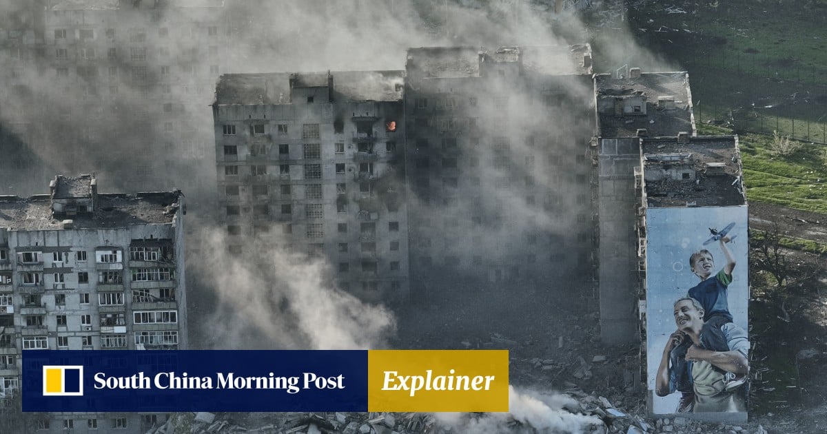 Kyiv Faces Trump's Ukraine Peace Plan: A Ticking Clock Kyiv Faces Trump's Ukraine Peace Plan: A Ticking Clock