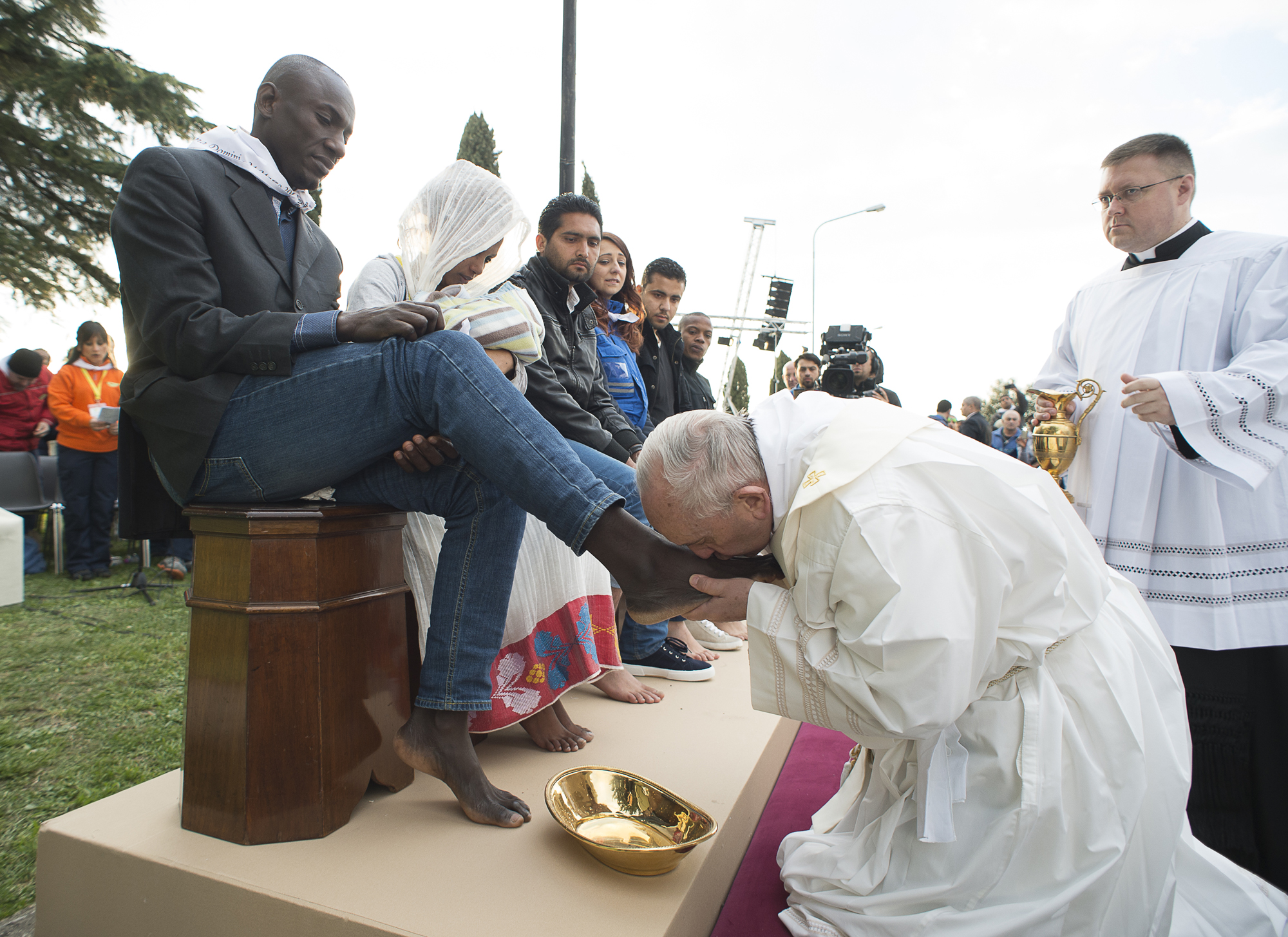 The Ritual Destruction Of The Pope's Ring: History, Symbolism, And The Case Of Pope Francis The Ritual Destruction Of The Pope's Ring: History, Symbolism, And The Case Of Pope Francis