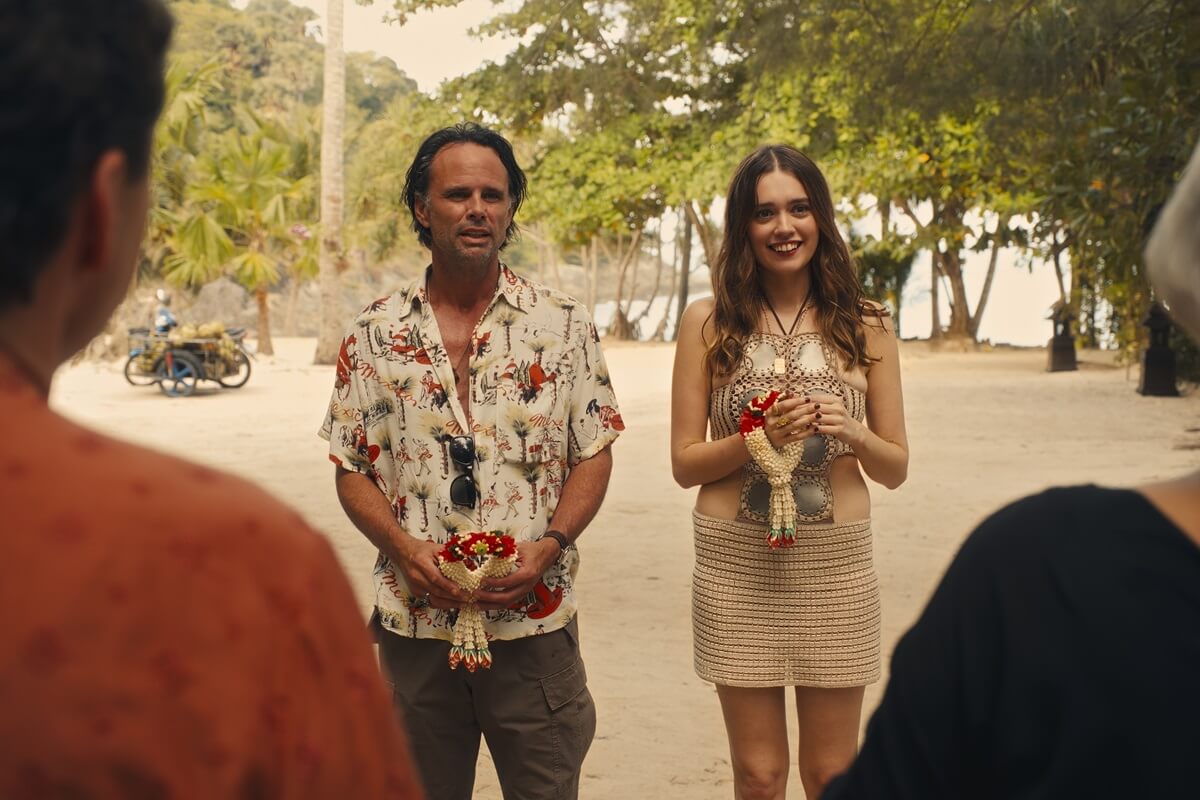 Walton Goggins' White Lotus Style: A Fashion Icon Emerges Walton Goggins' White Lotus Style: A Fashion Icon Emerges