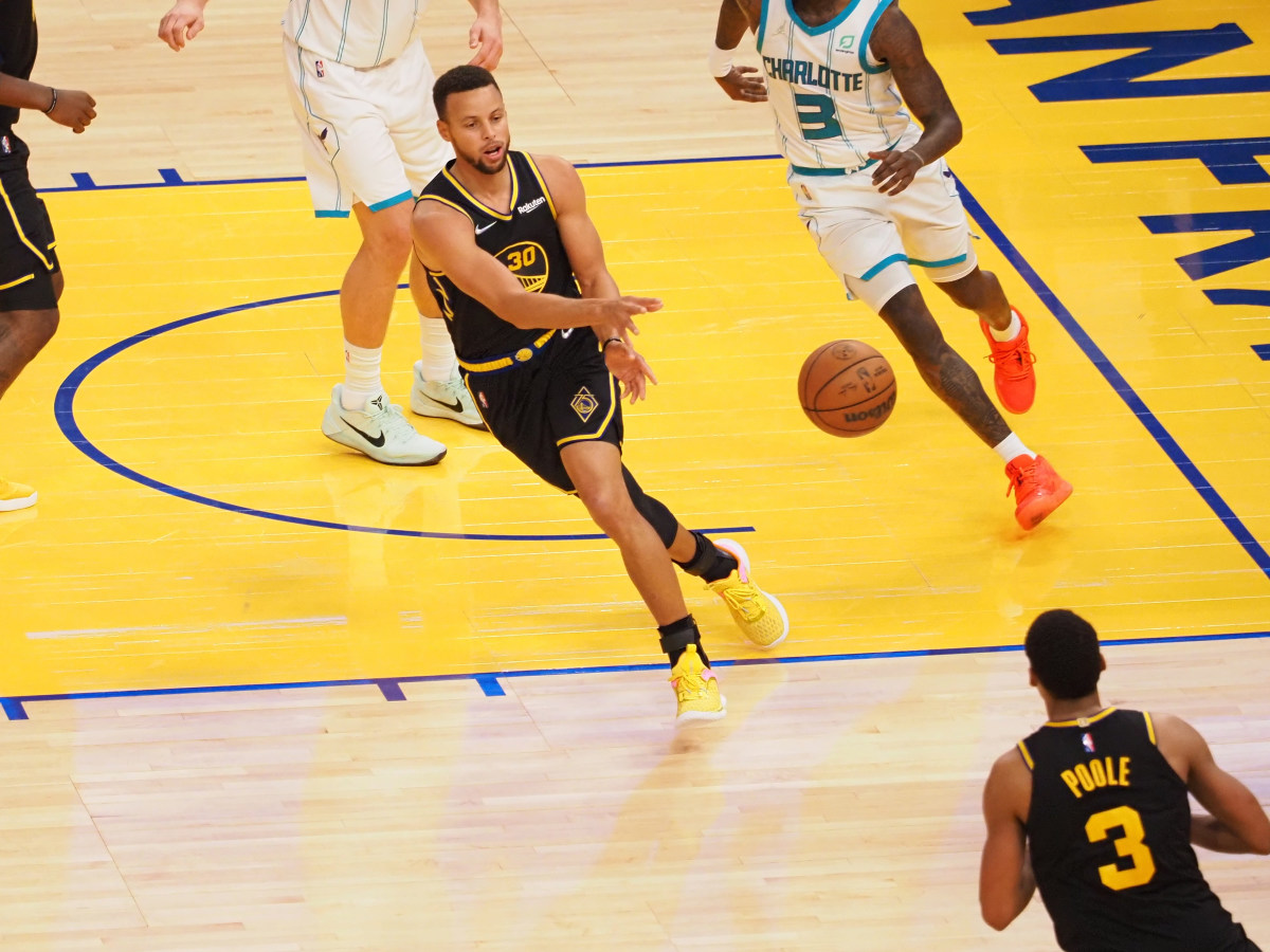 Warriors Hand Hornets Seventh Consecutive Defeat Warriors Hand Hornets Seventh Consecutive Defeat